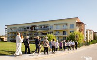 batch_215-05.jpg