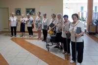 Tam bodi, kjer pojo, hudobnih pesmi nimajo!